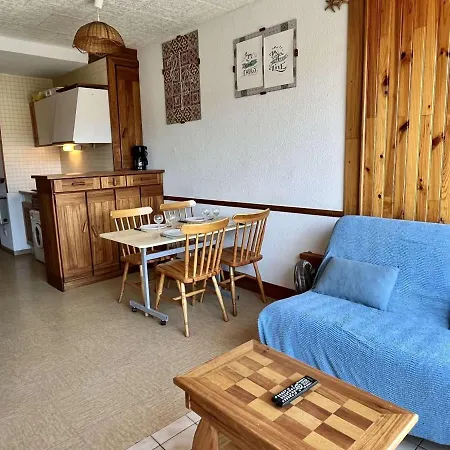 דירה T2 Avec Piscine, Proche Et Commerces, Parking Inclus - - Fr-1-225-671